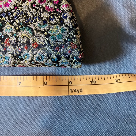 Vintage hard shell pocketbook/handbag - Picture 7 of 8